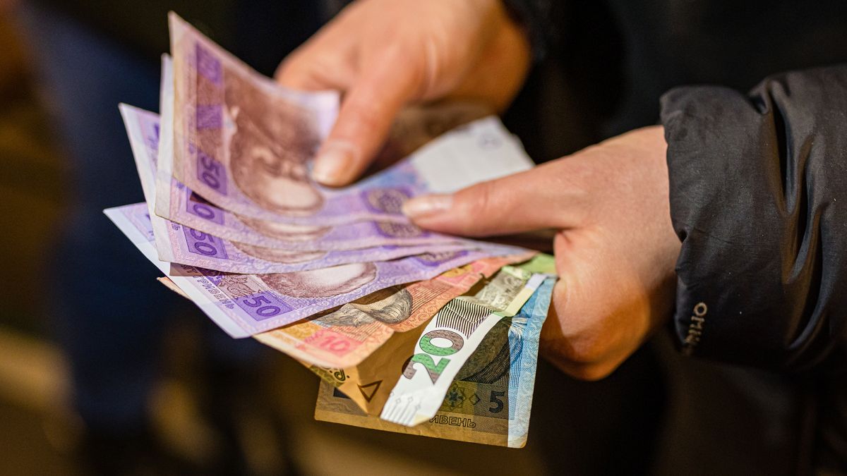 Якою буде зарплата після сплати податків / Фото з відкритих джерел