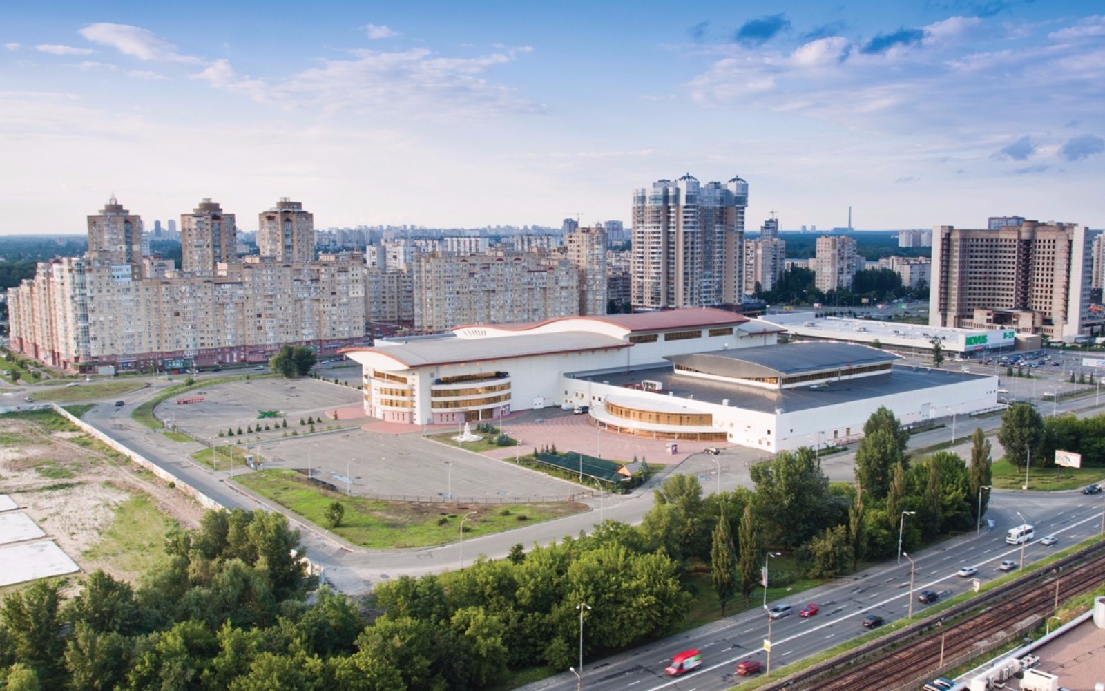 Максим Кріппа став новим власником головного виставкового центру України