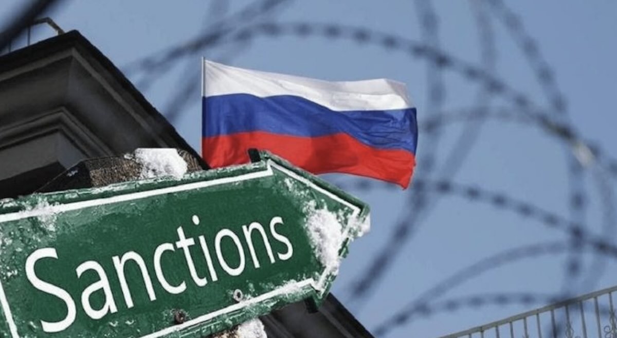 Зеленський ввів нові санкції проти Росії: під обмеженнями 165 осіб і компаній